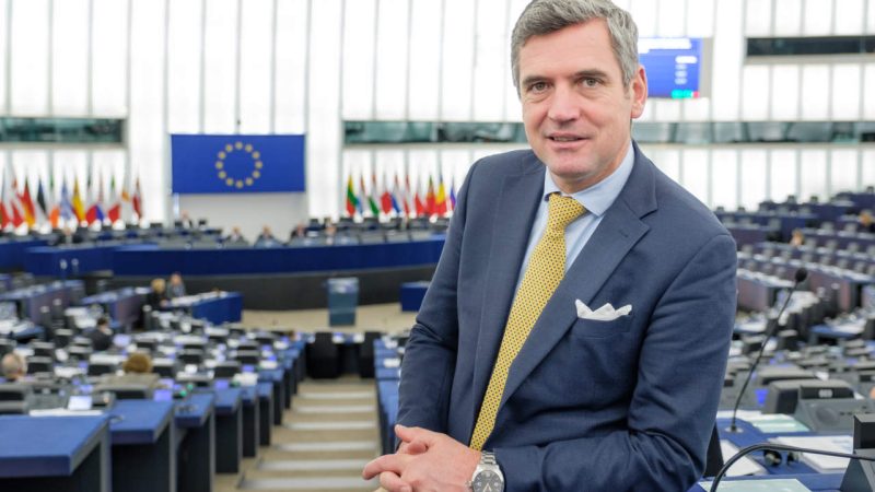 Europaabgeordneter Herbert Dorfmann im Plenum des EU-Parlaments © str/ Herbert Dorfmann